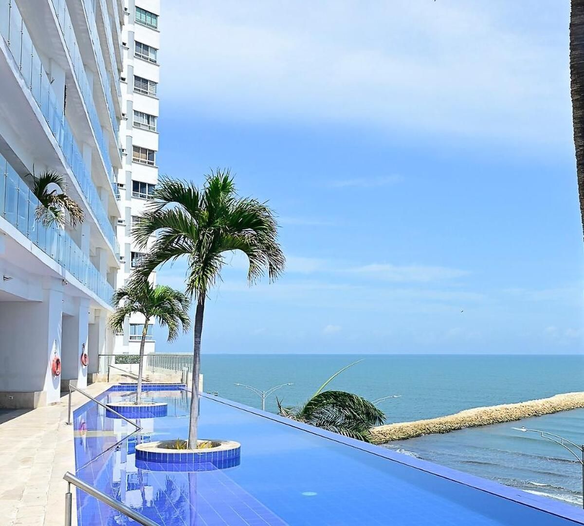 Luxury Oceanfront, Vista Infinita Al Caribe Apartamento *