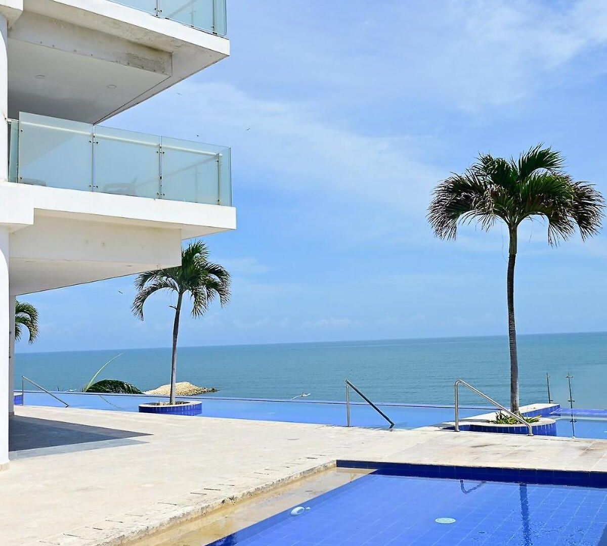 Luxury Oceanfront, Vista Infinita Al Caribe Apartamento *