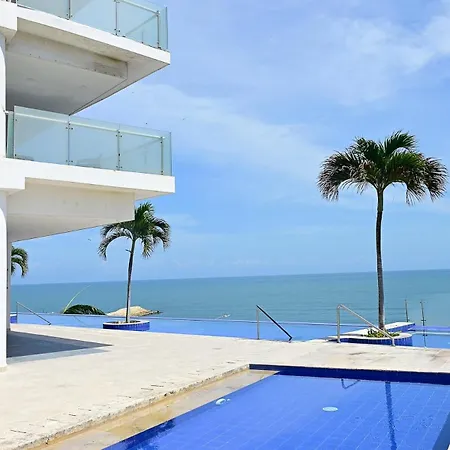 Luxury Oceanfront, Vista Infinita Al Caribe Apartamento *